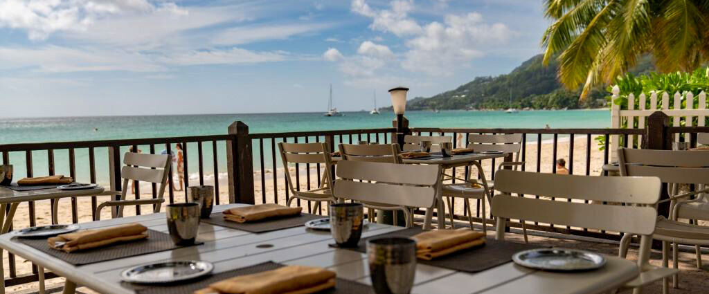 Coral Strand Smart Choice Hotel ★★★★ - Une belle évasion de confort dans l’air délicieux des Seychelles face aux eaux turquoise de Beau Vallon. - Mahé, Seychelles