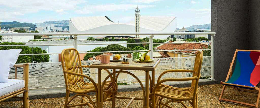 Greet Hôtel Marseille Parc Chanot Vélodrome - Une adresse fraîchement rénovée, bien située dans le quartier du Prado, pour une escale agréable à Marseille. - Marseille, France