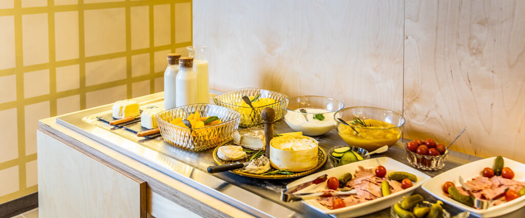 Greet Hôtel Marseille Parc Chanot Vélodrome - Une adresse fraîchement rénovée, bien située dans le quartier du Prado, pour une escale agréable à Marseille. - Marseille, France