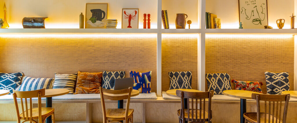 Greet Hôtel Marseille Parc Chanot Vélodrome - Une adresse fraîchement rénovée, bien située dans le quartier du Prado, pour une escale agréable à Marseille. - Marseille, France