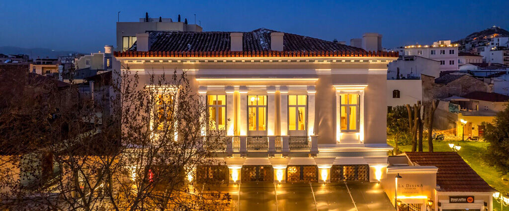 La Divina - Une adresse confidentielle au cœur d’Athènes, entre héritage musical et vues mythiques sur l’Acropole. - Athens, Greece