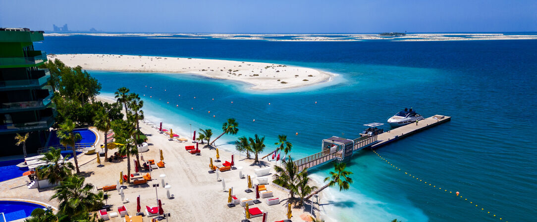 Voco Monaco  Dubaï ★★★★★ - Adults Only - Escapade d’exception à Dubaï sur les World Islands, où luxe, fête et horizons marins se rencontrent. - Dubaï, Émirats arabes unis