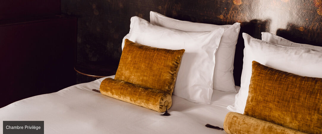 L'Opale Noire ★★★★ - Un écrin confidentiel près du musée d’Orsay, où le luxe feutré sublime la nuit parisienne. - Paris, France