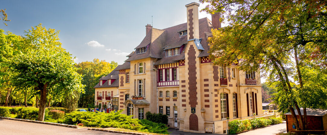 Château de la Tour ★★★★ - Dernière minute -  - Chantilly, France