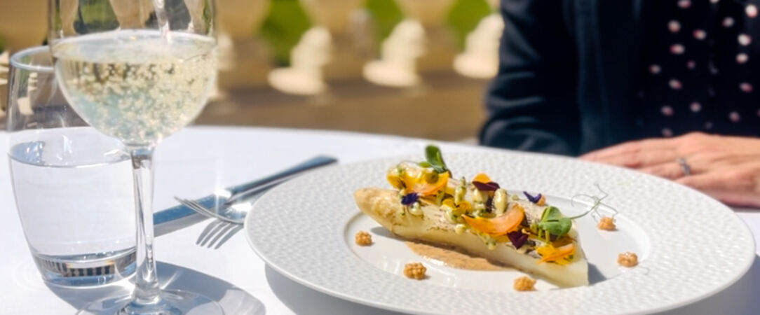 Château de la Tour ★★★★ - Dernière minute -  - Chantilly, France