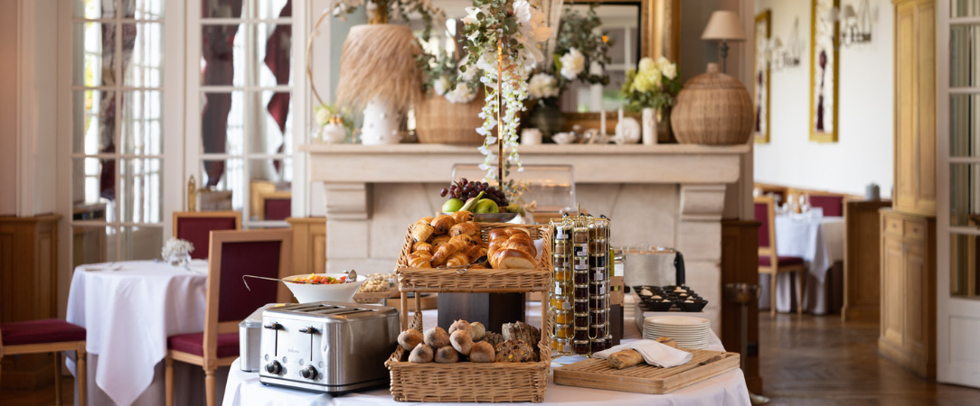 Château de la Tour ★★★★ - Dernière minute -  - Chantilly, France