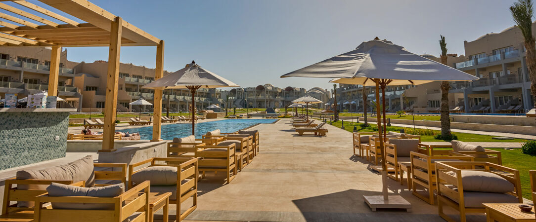 Diamond Beach by Pearl Resorts ★★★★★ - Adults only - Une échappée balnéaire sur les rives de la mer Rouge alliant élégance andalouse et paysages vibrants. - El Qoseir, Égypte