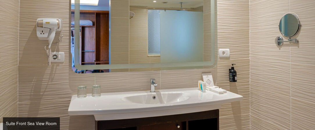 Diamond Beach by Pearl Resorts ★★★★★ - Adults only - Une échappée balnéaire sur les rives de la mer Rouge alliant élégance andalouse et paysages vibrants. - El Qoseir, Égypte