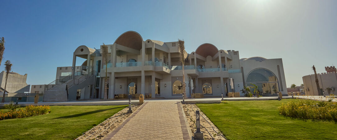 Diamond Beach by Pearl Resorts ★★★★★ - Adults only - Une échappée balnéaire sur les rives de la mer Rouge alliant élégance andalouse et paysages vibrants. - El Qoseir, Égypte
