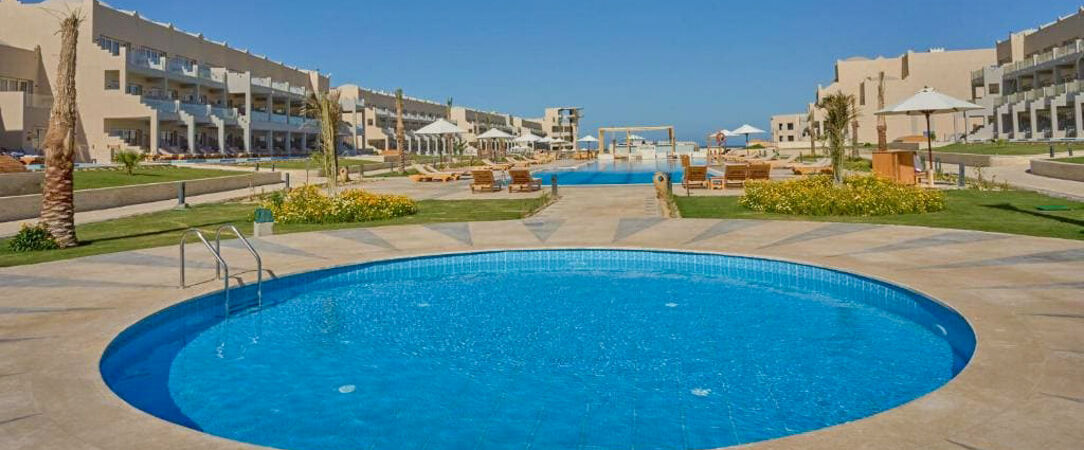 Diamond Beach by Pearl Resorts ★★★★★ - Adults only - Une échappée balnéaire sur les rives de la mer Rouge alliant élégance andalouse et paysages vibrants. - El Qoseir, Égypte