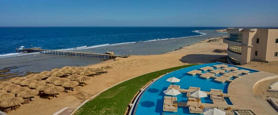 Diamond Beach by Pearl Resorts ★★★★★ - Adults only - Une échappée balnéaire sur les rives de la mer Rouge alliant élégance andalouse et paysages vibrants. - El Qoseir, Égypte