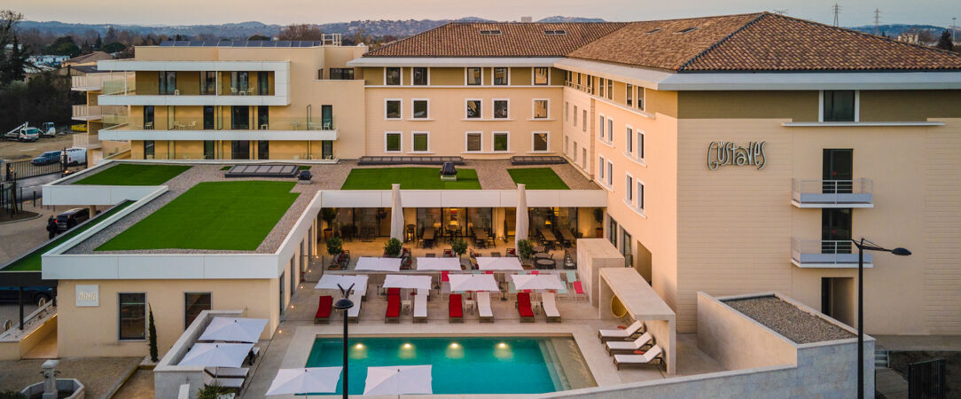 Mercure Avignon TGV SPA - Dernière minute - Une adresse contemporaine aux portes d’Avignon, idéale pour une pause confortable et sereine. - Avignon, France