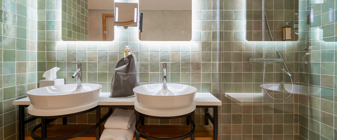 Mercure Avignon TGV SPA - Dernière minute - Une adresse contemporaine aux portes d’Avignon, idéale pour une pause confortable et sereine. - Avignon, France