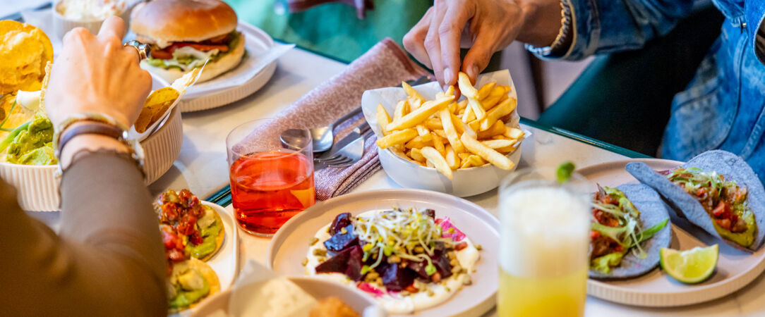 TRIBE Hotel The Hague Centraal ★★★★ - Une adresse contemporaine au cœur de La Haye, entre design affirmé et art de vivre néerlandais. - The Hague, Netherlands