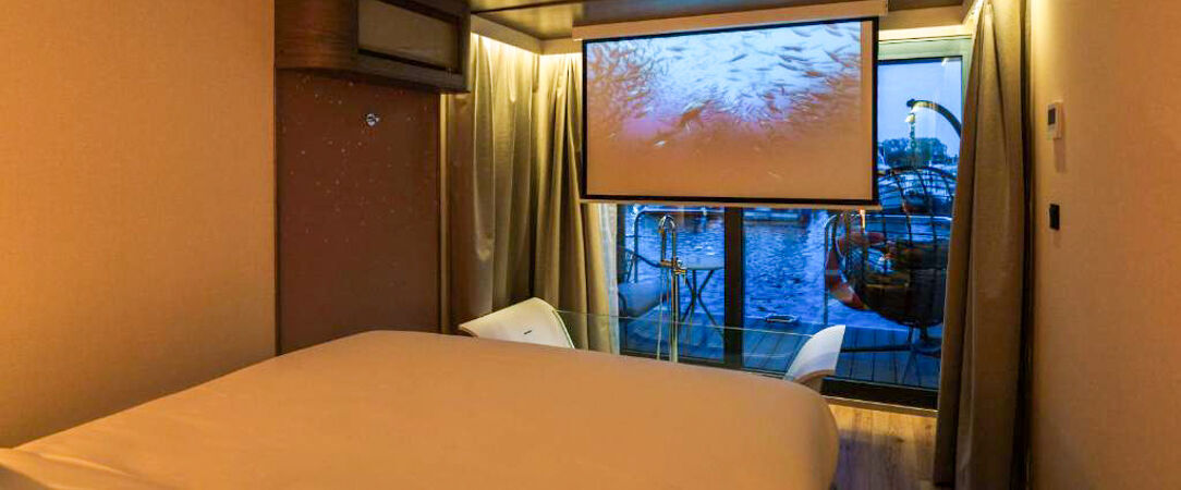 L'Escale Royale Torcy - Une parenthèse flottante et naturelle, entre design    contemporain, calme lacustre et évasion aux portes de Paris. - Seine-et-Marne, France