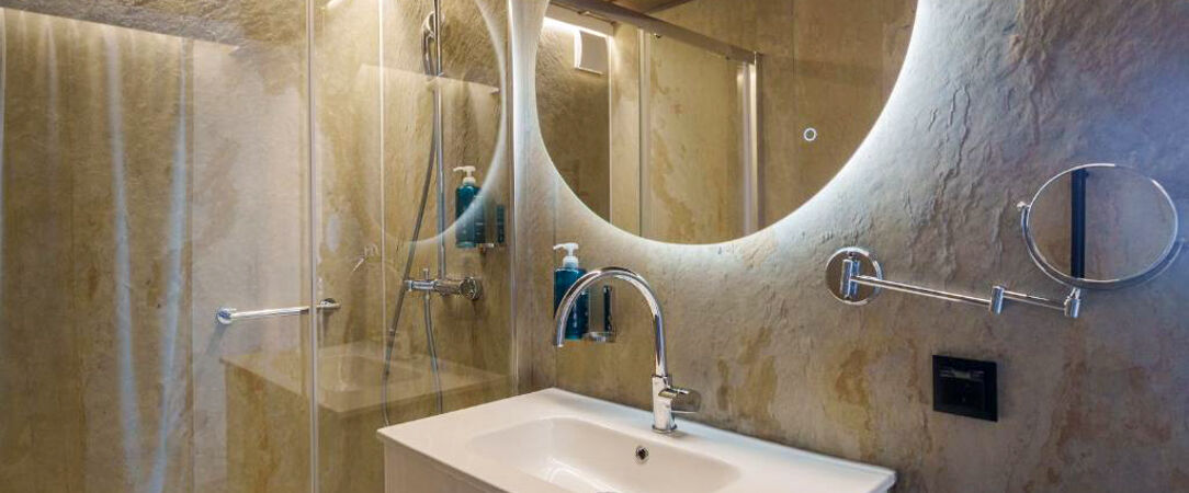 L'Escale Royale Torcy - Une parenthèse flottante et naturelle, entre design    contemporain, calme lacustre et évasion aux portes de Paris. - Seine-et-Marne, France