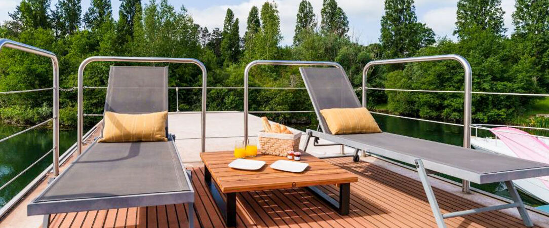 L'Escale Royale Torcy - Une parenthèse flottante et naturelle, entre design    contemporain, calme lacustre et évasion aux portes de Paris. - Seine-et-Marne, France