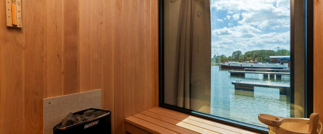 L'Escale Royale Torcy - Une parenthèse flottante et naturelle, entre design    contemporain, calme lacustre et évasion aux portes de Paris. - Seine-et-Marne, France