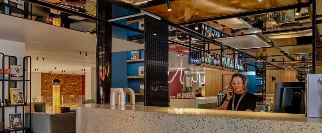 Tribe Paris Pantin ★★★★ - Une adresse urbaine et conviviale aux portes de Paris, portée par l’énergie créative de la signature TRIBE. - Pantin, France