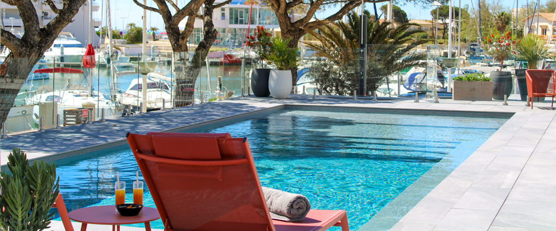 The Originals Hotels Neptune Montpellier Sud - Hôtel de charme, confort généreux entre mer et lagune, à deux pas de Montpellier. - Montpellier, France