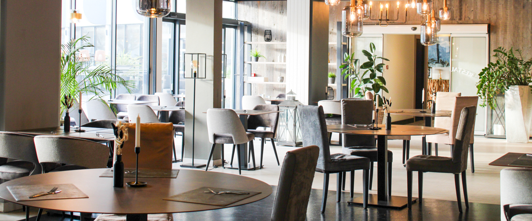 The Originals Hotels Neptune Montpellier Sud - Hôtel de charme, confort généreux entre mer et lagune, à deux pas de Montpellier. - Montpellier, France