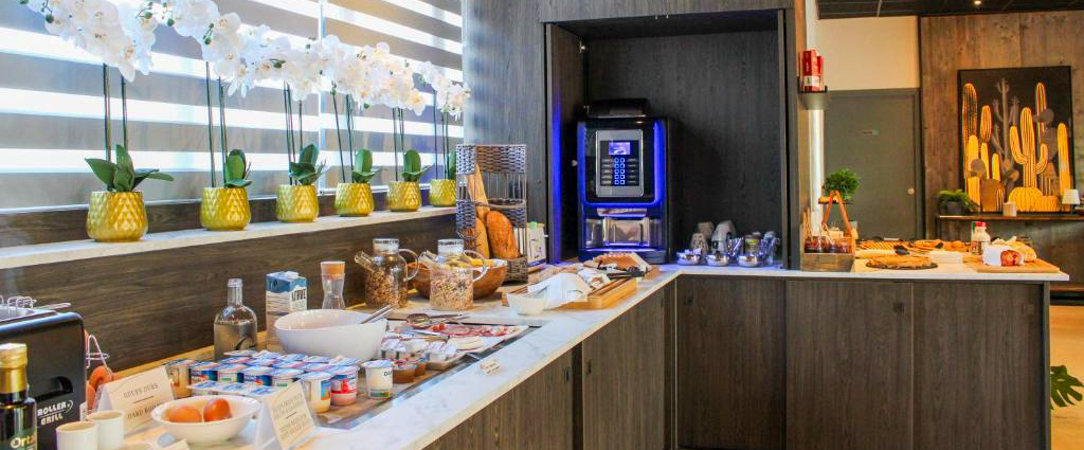 The Originals Hotels Neptune Montpellier Sud - Hôtel de charme, confort généreux entre mer et lagune, aux portes de Montpellier. - Montpellier, France