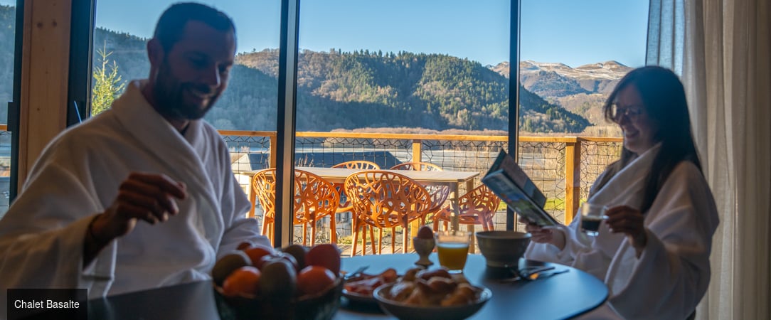 Les Terrasses du Grillon - Votre chalet en pleine nature et au cœur des volcans d’Auvergne, dans une ambiance paisible. - Puy-de-Dôme, France