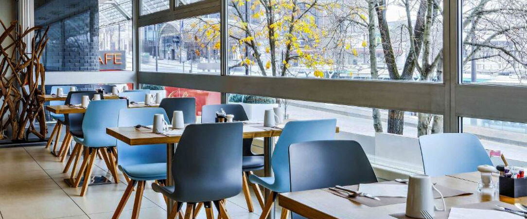 Mercure Paris Vaugirard Porte de Versailles ★★★★ - Un hôtel contemporain aux portes de Paris, entre énergie urbaine et confort feutré. - Paris, France