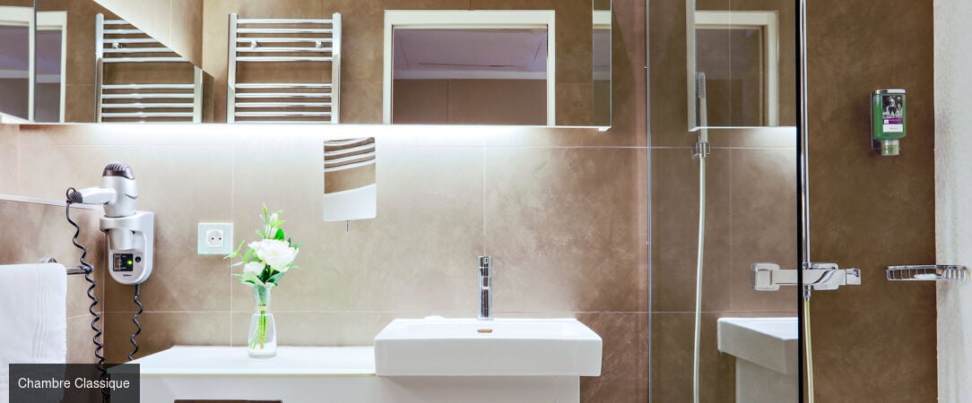 Mercure Paris Vaugirard Porte de Versailles ★★★★ - Un hôtel contemporain aux portes de Paris, entre énergie urbaine et confort feutré. - Paris, France