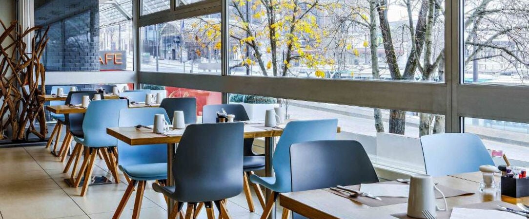 Mercure Paris Vaugirard Porte de Versailles ★★★★ - Un hôtel contemporain aux portes de Paris, entre énergie urbaine et confort feutré. - Paris, France