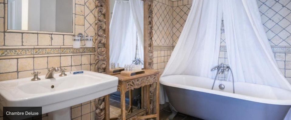 Le Palais D'Aglaé ★★★★ - Vue panoramique étoilée sur le Luberon et les Alpilles. - Gordes, France