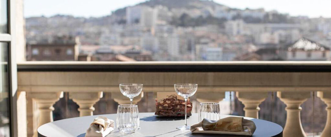 InterContinental Marseille - Hotel Dieu ★★★★★ - Prestige et luxe à la française très haut de gamme face au Vieux-Port de Marseille. - Marseille, France