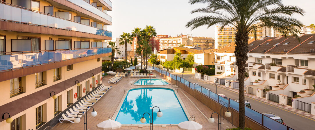 Hotel htop Jadhe ★★★★ - Détente et lâcher-prise, confort généreux sous le soleil de la Costa Catalana. - Province de Barcelone, Espagne