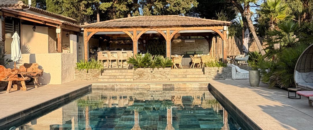 La Villa Dune Hôtel & Spa Saint Tropez ★★★★ - Une adresse confidentielle à l’entrée de Saint-Tropez, entre douceur méditerranéenne et élégance balnéaire. - Saint-Tropez, France