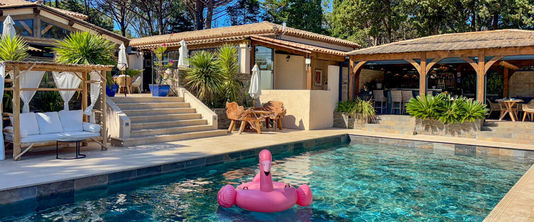 La Villa Dune Hôtel & Spa Saint Tropez ★★★★ - Une adresse confidentielle à l’entrée de Saint-Tropez, entre douceur méditerranéenne et élégance balnéaire. - Saint-Tropez, France