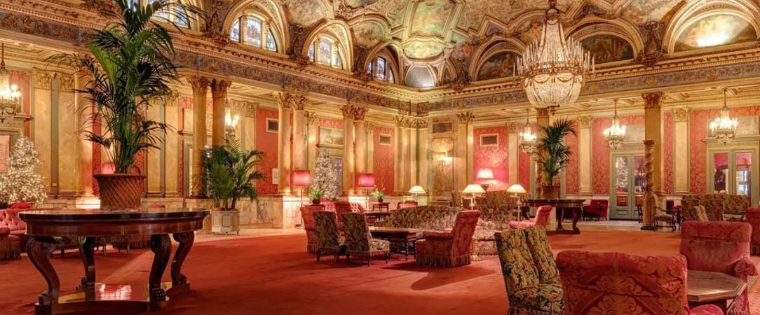 Grand Hotel Plaza ★★★★★ - Un palais romain chargé d’Histoire, entre faste aristocratique et élégance intemporelle au cœur de la Ville Éternelle. - Rome, Italie