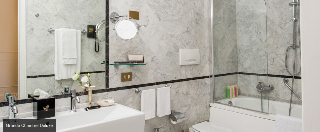 Grand Hotel Plaza ★★★★★ - Un palais romain chargé d’Histoire, entre faste aristocratique et élégance intemporelle au cœur de la Ville Éternelle. - Rome, Italie