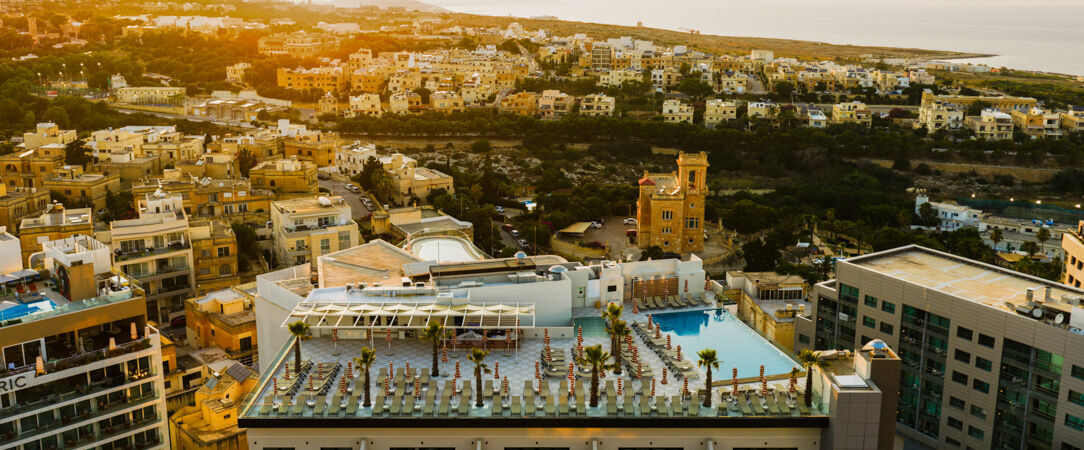 Voco Malta by IHG ★★★★★ - Une parenthèse contemporaine au cœur de Malte, entre énergie méditerranéenne et élégance urbaine. - Saint Julian’s, Malta