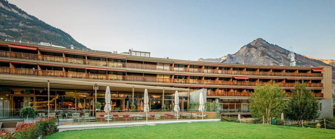 Hôtel des Bains de Saillon ★★★★ - Un refuge thermal au cœur du Valais, où l’eau chaude dialogue avec les sommets alpins. - Saillon, Suisse