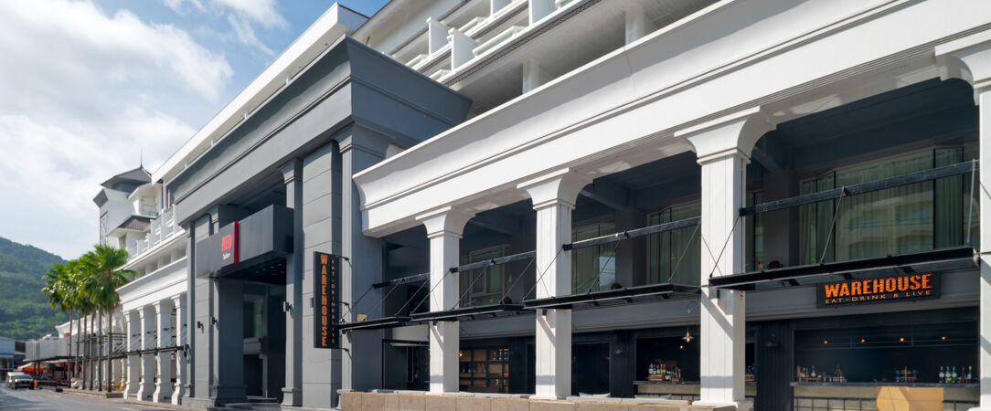 Radisson RED Phuket Patong Beach ★★★★★ - Expérience balnéaire en Thaïlande, entre luxe et design. - Phuket, Thailand