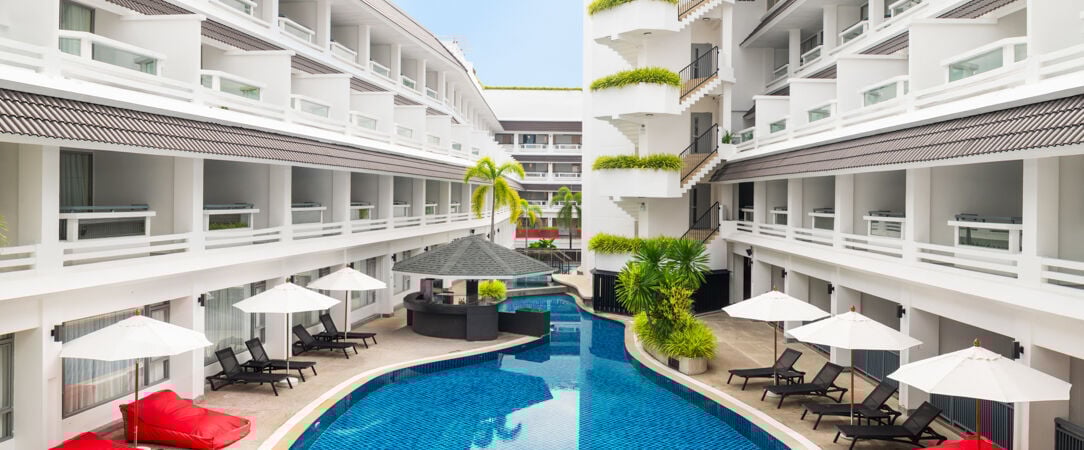 Radisson RED Phuket Patong Beach ★★★★★ - Expérience balnéaire en Thaïlande, entre luxe et design. - Phuket, Thaïlande