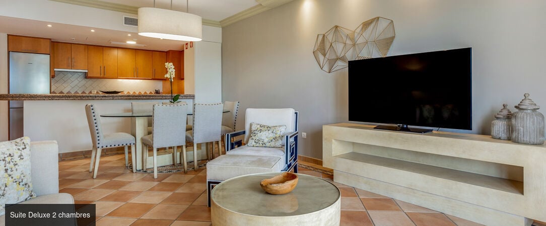 Pine Cliffs Suites ★★★★★ - Une adresse élégante et très confortable en Algarve, suspendue entre falaises ocre, pinède et Atlantique. - Albufeira, Portugal
