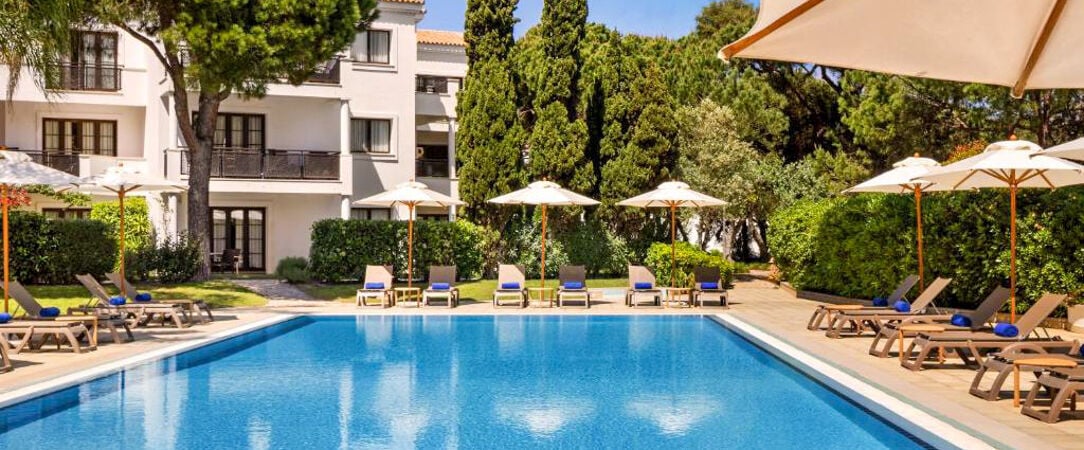 Pine Cliffs Suites ★★★★★ - Une adresse élégante et très confortable en Algarve, suspendue entre falaises ocre, pinède et Atlantique. - Albufeira, Portugal