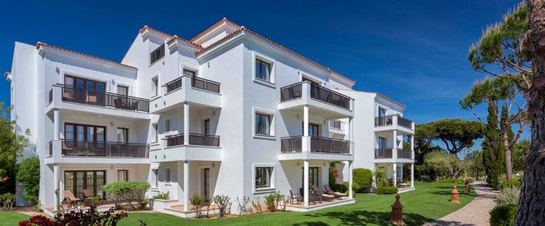 Pine Cliffs Suites ★★★★★ - Une adresse élégante et très confortable en Algarve, suspendue entre falaises ocre, pinède et Atlantique. - Albufeira, Portugal