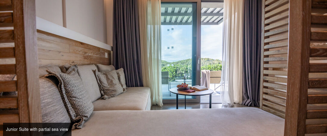 Mövenpick Resort Agios Nikolaos Sivota ★★★★★ - Un élégant boutique-resort sous le soleil grec, posé au-dessus d’une baie turquoise en Épire signé Mövenpick. - Sivota, Greece