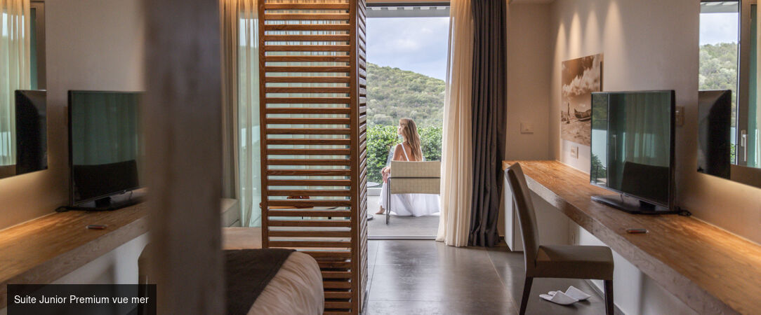 Mövenpick Resort Agios Nikolaos Sivota ★★★★★ - Un élégant boutique-resort sous le soleil grec, posé au-dessus d’une baie turquoise en Épire, signé Mövenpick. - Épire, Grèce