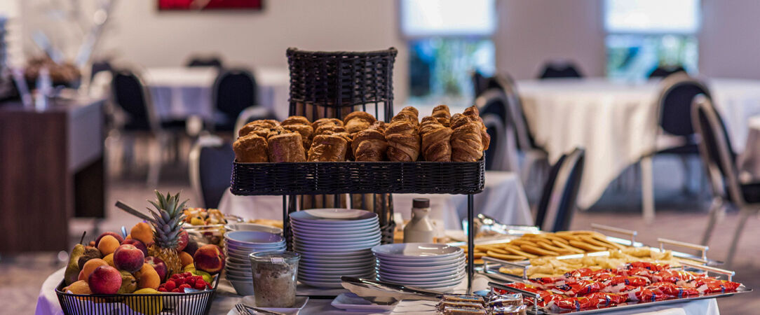 Westotel Tours – Val de Loire ★★★★ - Une escale contemporaine aux portes de Tours, idéale pour explorer les trésors du Val de Loire. - Tours, France