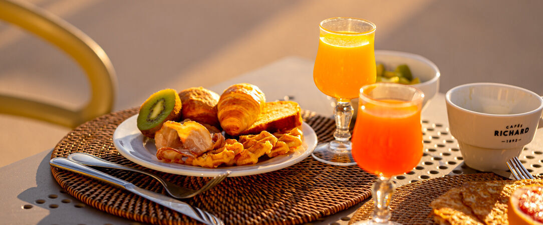 Kaliopé Hôtel & Résidences ★★★★ - Une résidence de bord de mer au Lavandou, entre plage de sable fin, piscine lagon et douceur provençale - Le Lavandou, France