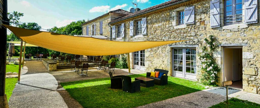 Logis L'Auberge de Larressingle - Une escale de charme en Gascogne, au cœur de la plus petite cité fortifiée de France. - Occitanie, France