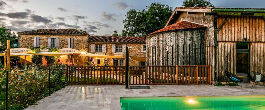 Logis L'Auberge de Larressingle - Une escale de charme en Gascogne, au cœur de la plus petite cité fortifiée de France. - Occitanie, France